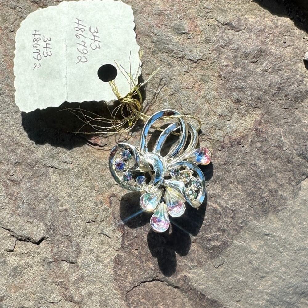 Vintage 1960s Silver Tone Pastel Rhinestone Floral Brooch